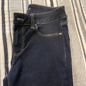 WHBM Indigo Dark Wash Jegging Crop, Size 2